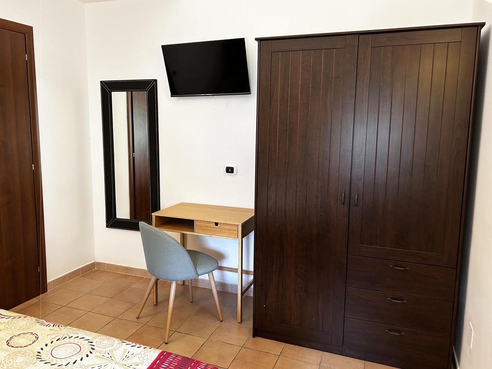 Апартаменты 4Flats In Orto Di Venanzio Барреа Номер фото