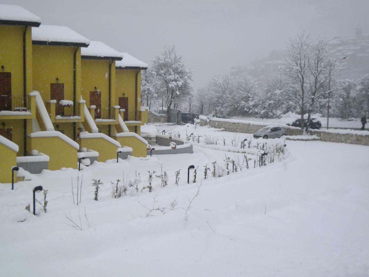Апартаменты 4Flats In Orto Di Venanzio Барреа Экстерьер фото
